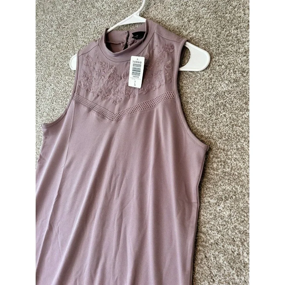 Torrid Studio Crepe Elberberry Tank Top Shirt Size Large (0) - Picture 2 of 6